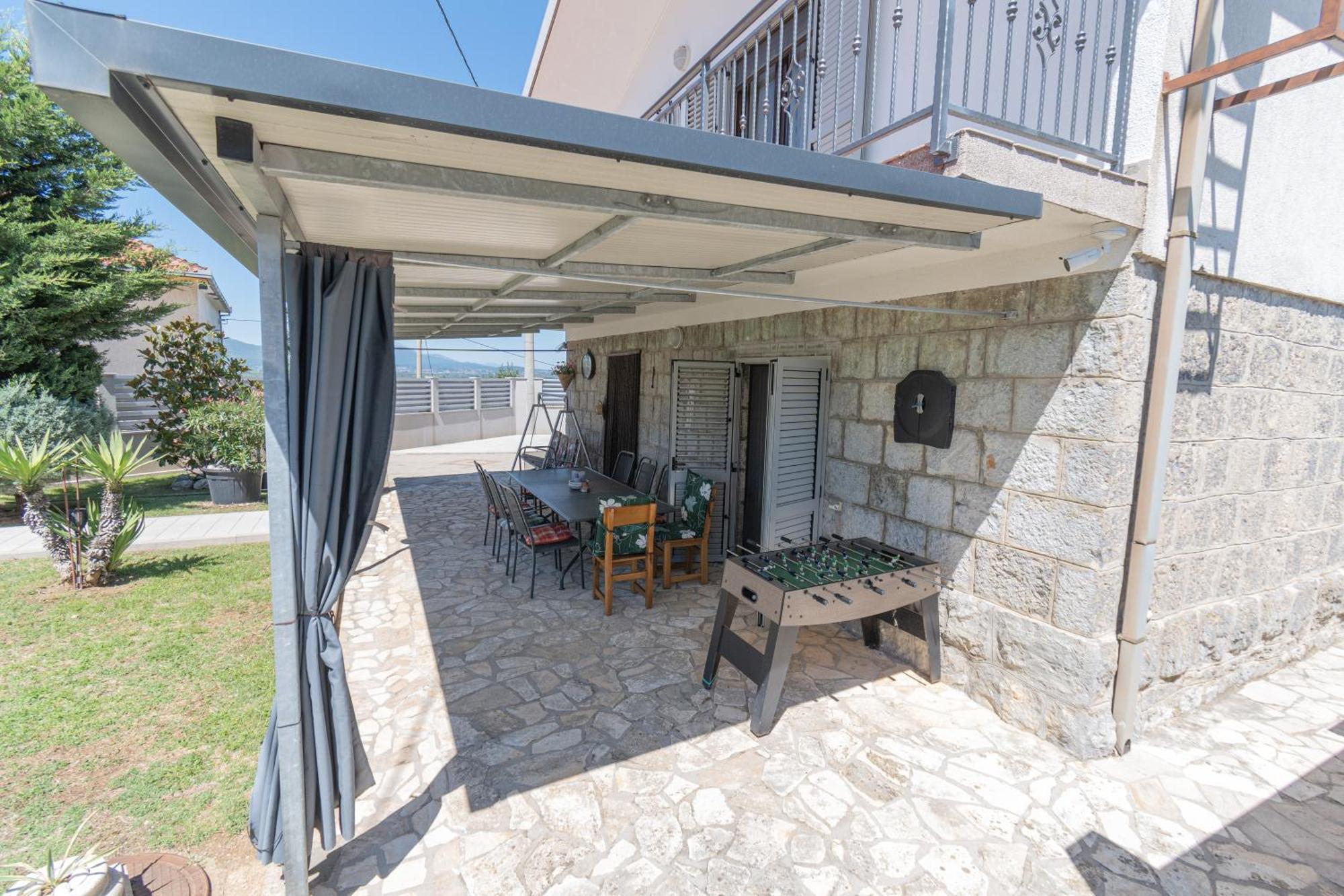 Spacious For 10 With A Big Private Pool * Trilj